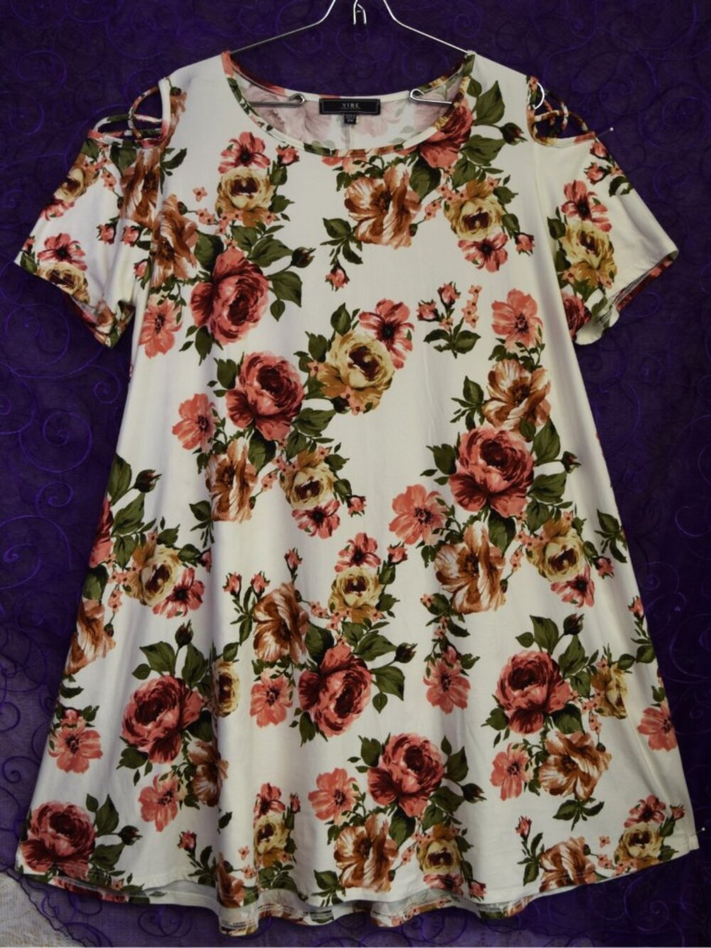 Vibe Sportswear Womens Plus Size 2X Tunic Top Mini Dress Floral Roses Cut Out